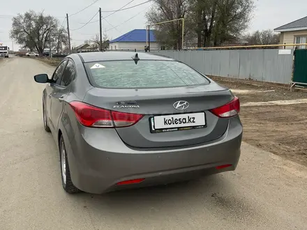 Hyundai Elantra 2012 года за 6 000 000 тг. в Атырау – фото 5