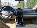 Toyota Camry 2013 годаүшін7 500 000 тг. в Актобе – фото 12