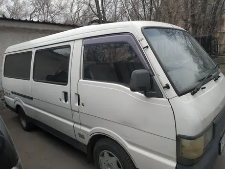 Mazda Bongo 1997 года за 1 200 000 тг. в Темиртау – фото 4