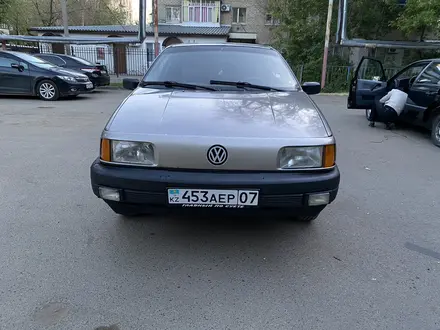 Volkswagen Passat 1991 года за 1 200 000 тг. в Уральск – фото 2