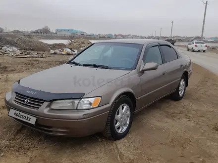 Toyota Camry 1999 года за 3 000 000 тг. в Актобе – фото 6