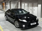 Toyota Camry 2018 годаүшін14 500 000 тг. в Караганда – фото 2