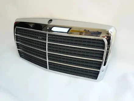 W124 решетка радиатора р за 40 000 тг. в Алматы