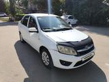 ВАЗ (Lada) Granta 2190 2013 годаfor1 800 000 тг. в Уральск