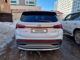 Hyundai Santa Fe 2022 годаүшін17 500 000 тг. в Астана – фото 3