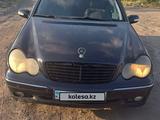 Mercedes-Benz C 200 2000 годаүшін2 400 000 тг. в Караганда – фото 2