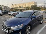 Hyundai Elantra 2018 годаүшін6 600 000 тг. в Алматы