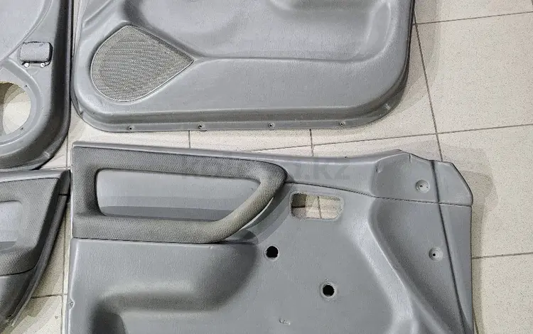 Дверная карта обшивка LC 105 за 24 990 тг. в Актобе