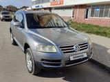 Volkswagen Touareg 2005 года за 4 000 000 тг. в Караганда