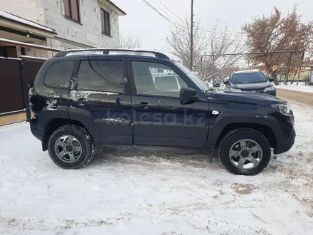 ВАЗ (Lada) Niva Travel 2023 года за 5 000 000 тг. в Уральск – фото 2