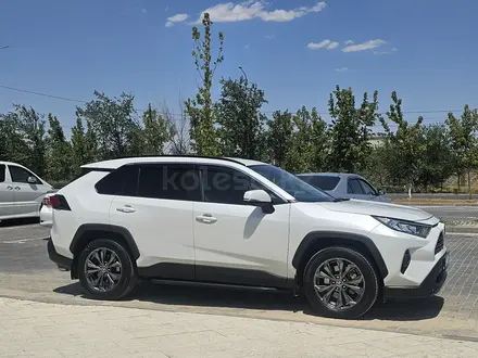 Toyota RAV4 2022 года за 15 200 000 тг. в Астана – фото 4