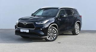 Toyota Highlander 2020 года за 25 000 000 тг. в Атырау