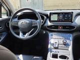 Hyundai Santa Fe 2022 годаүшін17 900 000 тг. в Актобе – фото 3