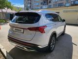 Hyundai Santa Fe 2022 годаүшін17 900 000 тг. в Актобе – фото 5