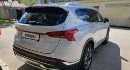 Hyundai Santa Fe 2022 годаүшін17 900 000 тг. в Актобе – фото 5