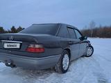 Mercedes-Benz E 200 1991 года за 1 670 000 тг. в Костанай – фото 4