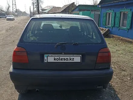 Volkswagen Golf 1994 года за 850 000 тг. в Семей – фото 3