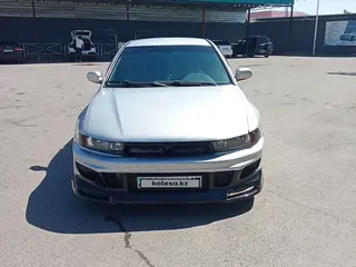 Mitsubishi Galant