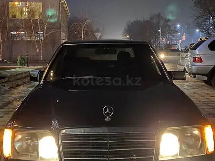 Mercedes-Benz E 320 1995 года за 2 300 000 тг. в Талдыкорган – фото 3