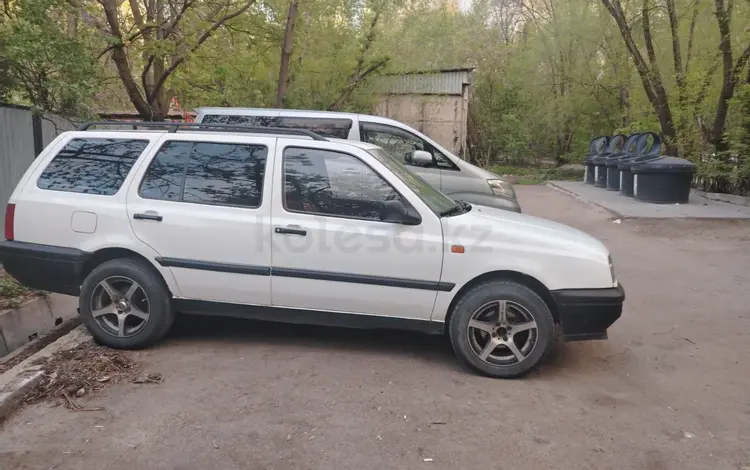Volkswagen Golf 1994 годаүшін1 300 000 тг. в Шелек