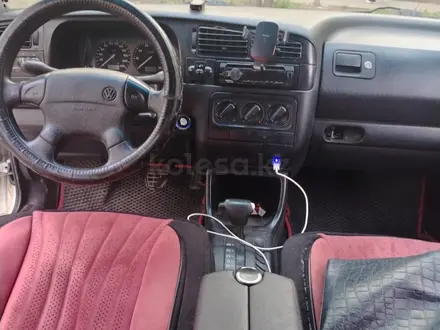 Volkswagen Golf 1994 года за 1 300 000 тг. в Шелек – фото 4
