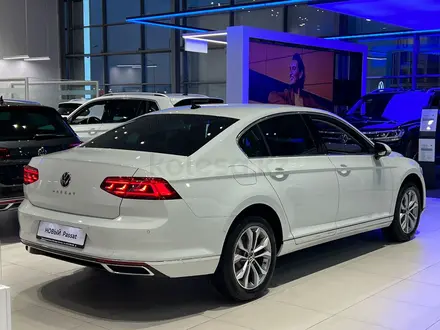 Volkswagen Passat Business 1.4 TSI 2022 года за 14 190 000 тг. в Караганда – фото 4