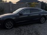 Hyundai Sonata 2022 годаүшін10 500 000 тг. в Алматы – фото 2
