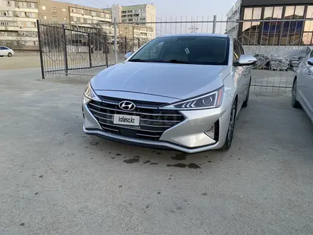 Hyundai Elantra 2019 года за 8 800 000 тг. в Астана – фото 2