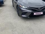 Toyota Camry 2017 годаfor8 600 000 тг. в Атырау – фото 3