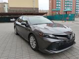 Toyota Camry 2018 годаүшін9 000 000 тг. в Актобе – фото 2