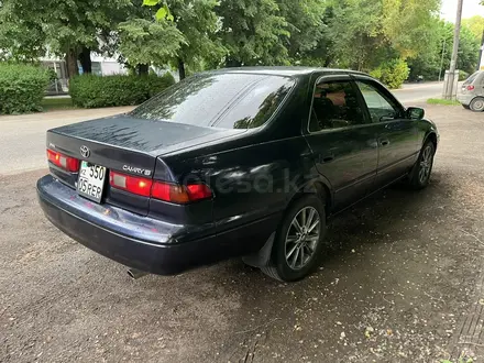 Toyota Camry 1999 года за 3 100 000 тг. в Алматы – фото 3