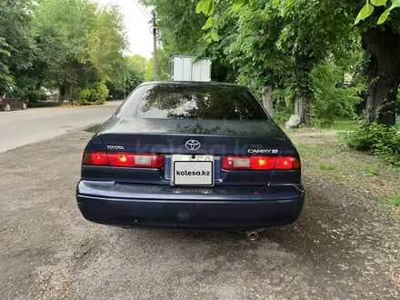 Toyota Camry 1999 года за 3 100 000 тг. в Алматы – фото 4