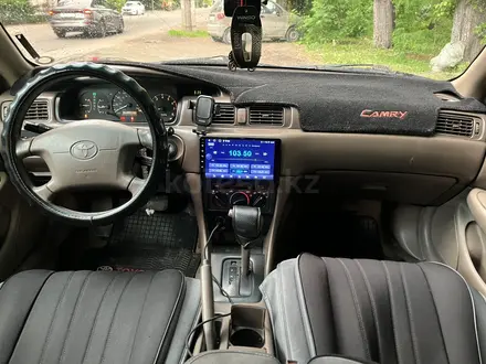 Toyota Camry 1999 года за 3 100 000 тг. в Алматы – фото 6