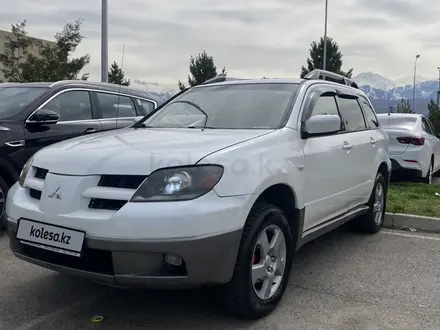 Mitsubishi Outlander 2003 года за 3 999 999 тг. в Алматы – фото 2