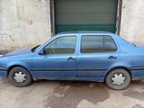 Volkswagen Vento 1993 года за 1 100 000 тг. в Уральск