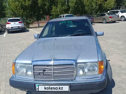 Mercedes-Benz E 230 1993 года за 1 200 000 тг. в Кызылорда – фото 2