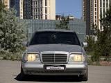 Mercedes-Benz E 280 1994 годаүшін2 500 000 тг. в Караганда