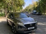 Hyundai Santa Fe 2020 года за 9 000 000 тг. в Алматы
