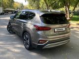 Hyundai Santa Fe 2020 года за 9 000 000 тг. в Алматы – фото 5