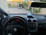 Volkswagen Touran 2007 года за 2 700 000 тг. в Актау – фото 4