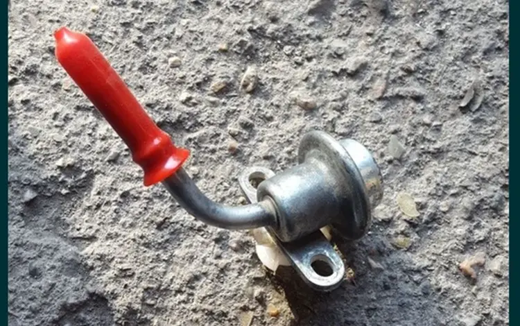 Регулятор Топливного давления Тойота Прадо 120 двигатель 2tr за 17 000 тг. в Караганда