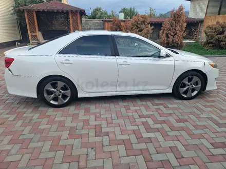 Toyota Camry 2013 года за 8 500 000 тг. в Алматы – фото 8