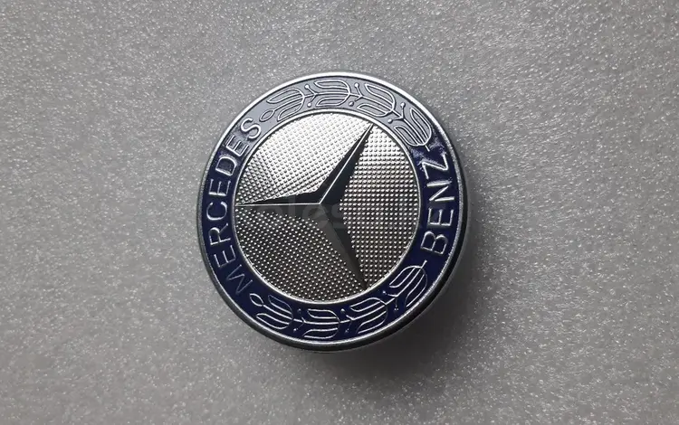 Mercedes-benz.X166 GL. Эмблема на капот. за 15 000 тг. в Алматы