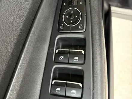 Hyundai Santa Fe 2020 года за 10 800 000 тг. в Шымкент – фото 16
