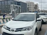 Toyota RAV4 2014 года за 10 000 000 тг. в Астана
