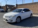 Toyota Camry 2010 годаfor7 500 000 тг. в Алматы – фото 2