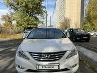 Hyundai Sonata 2012 годаүшін7 500 000 тг. в Алматы