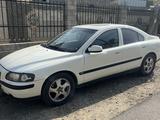 Volvo S60 2002 года за 2 300 000 тг. в Тараз – фото 3