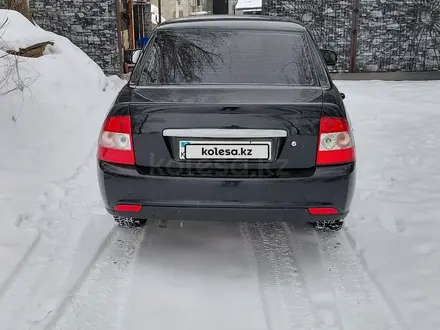 ВАЗ (Lada) Priora 2170 2013 года за 1 300 000 тг. в Усть-Каменогорск – фото 2