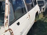Mitsubishi Pajero 1989 года запчасти по кузову за 1 000 тг. в Актобе – фото 3
